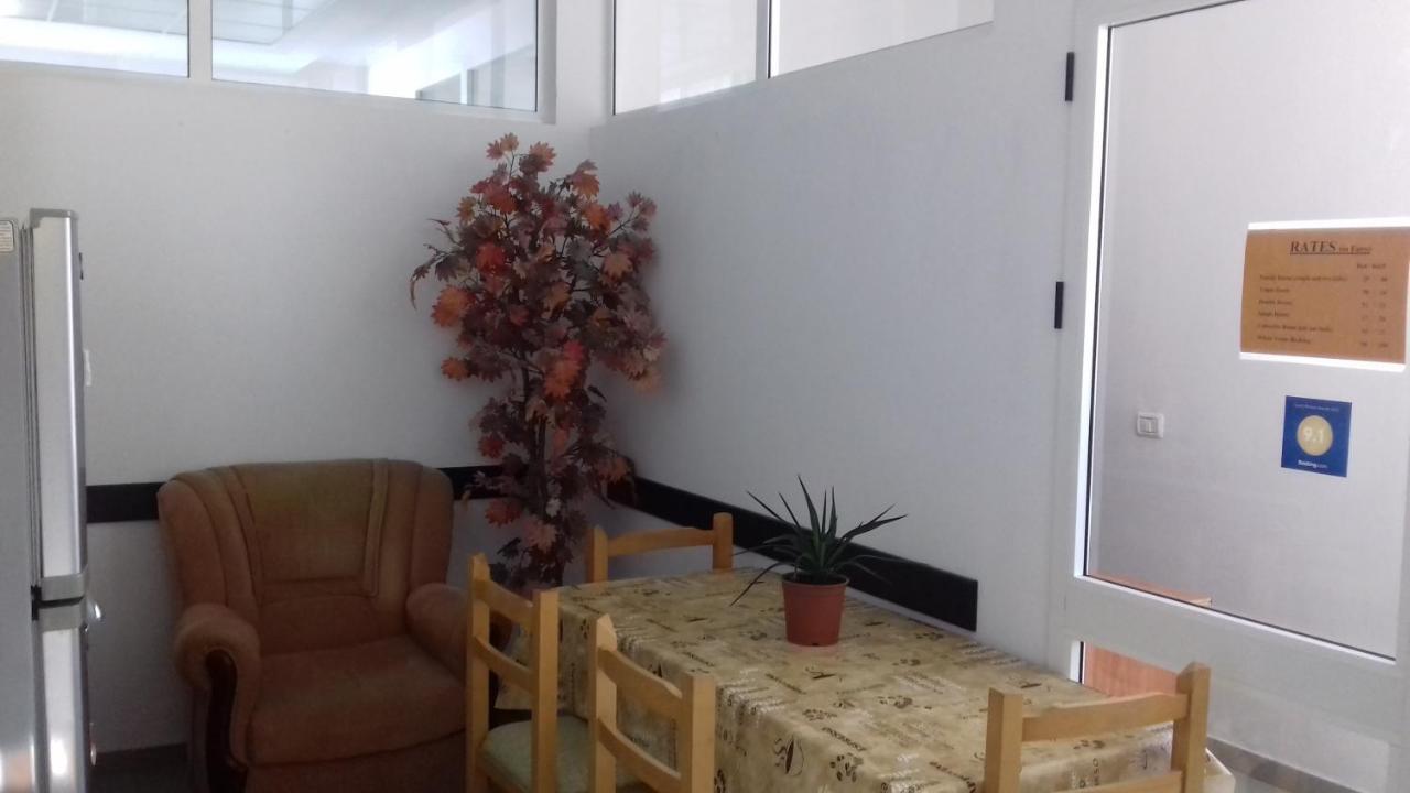 Kruja Hostel Εξωτερικό φωτογραφία